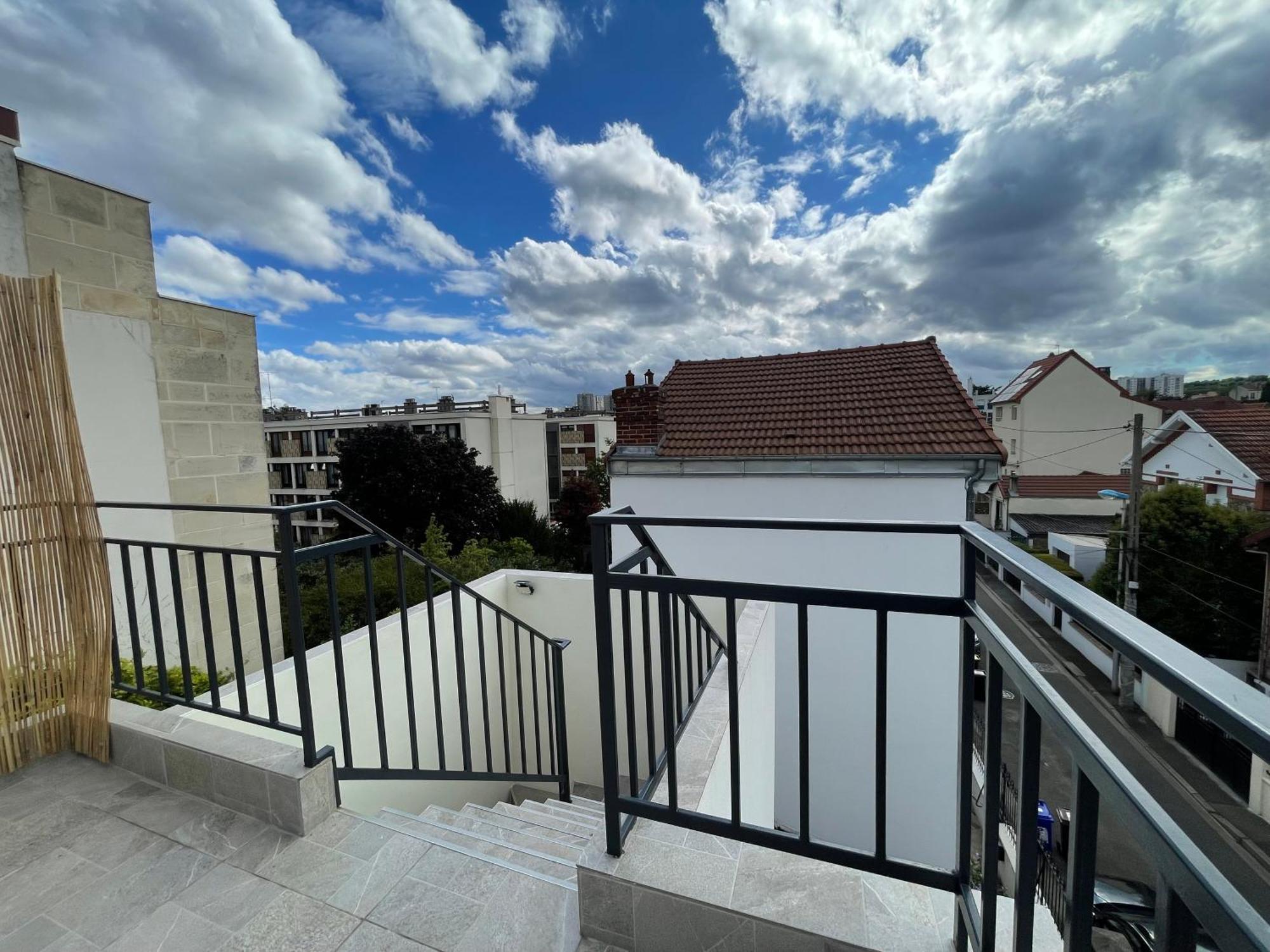Appartement Avec Terrasse Et Ciel Etoile ! Noisy-le-Sec Buitenkant foto